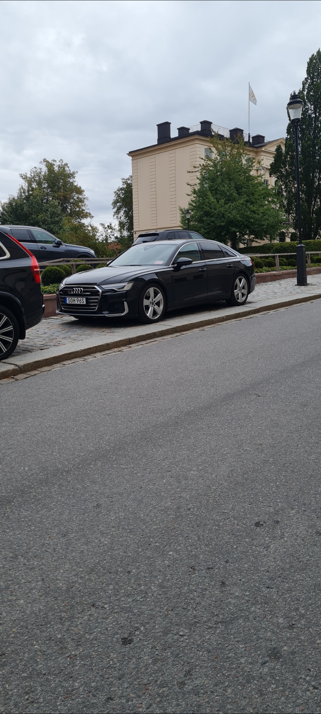 Billån för att åka kungens bilar